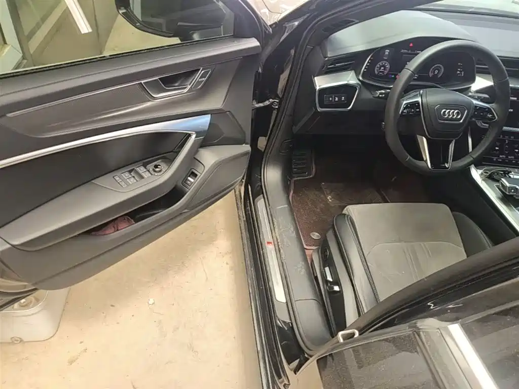Audi A6L 2023 — фото 16