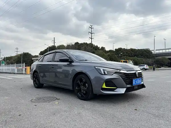 Roewe i6 MAX 2021