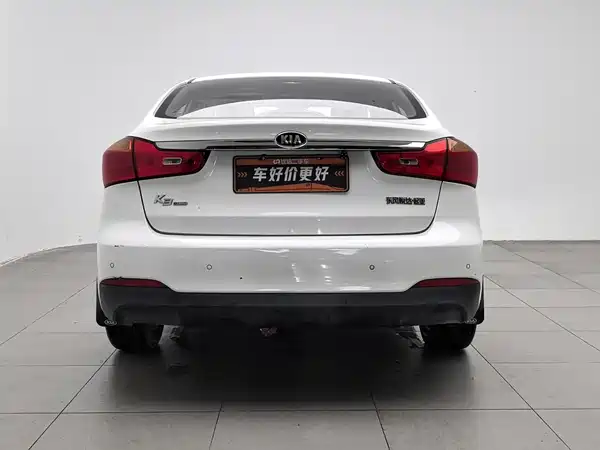 Kia K3 2015