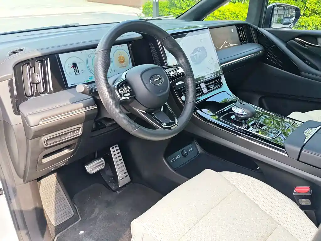 GAC Motor Trumpchi M8 2023 — фото 9