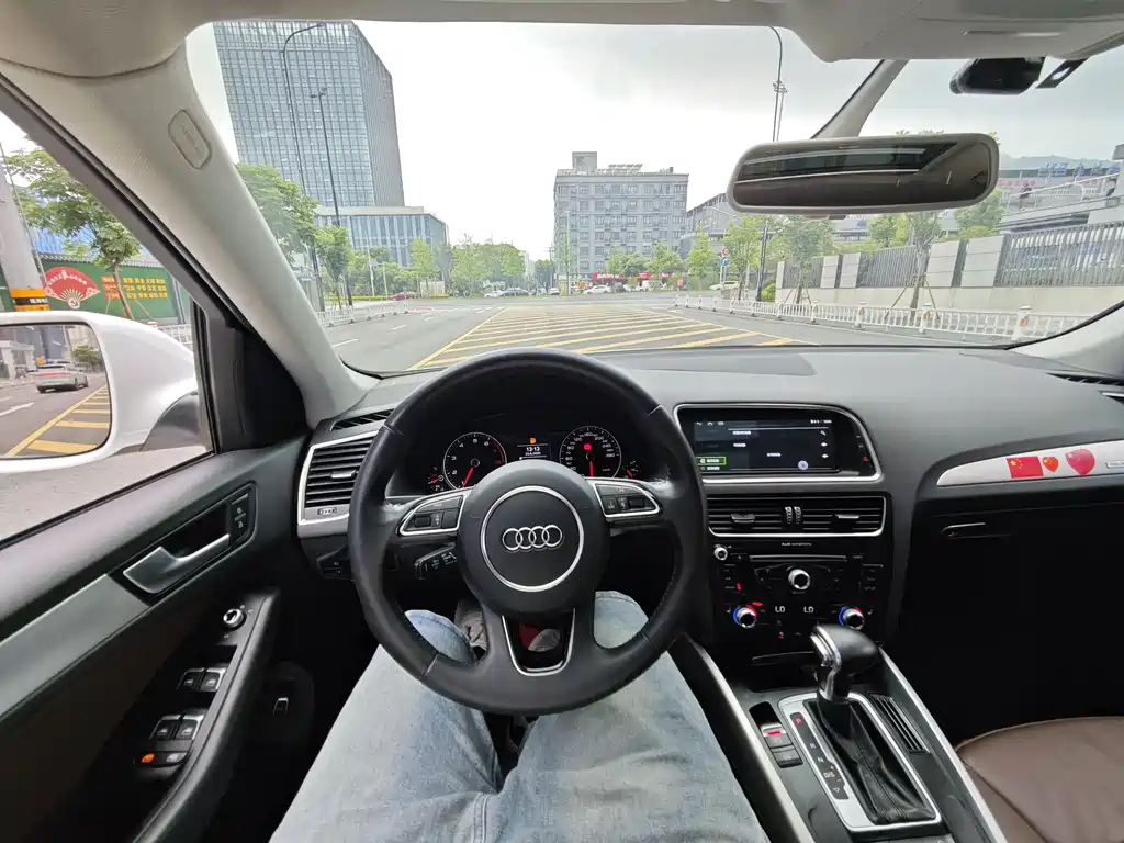 Audi Q5 2015 — фото 10