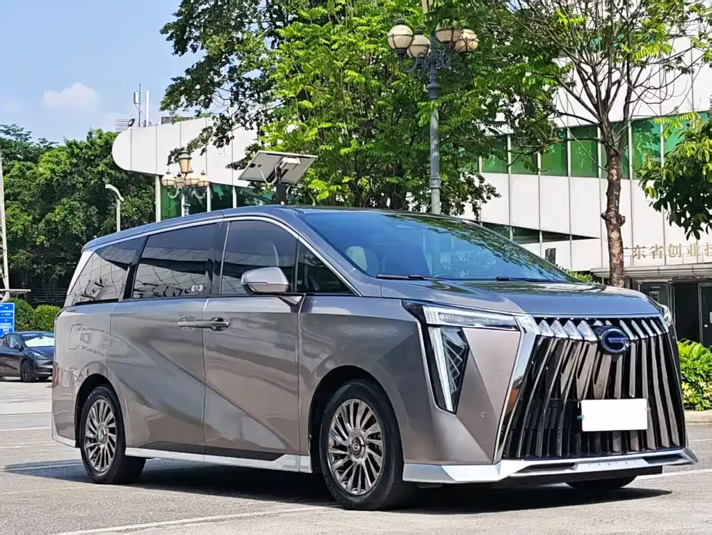 GAC Motor Trumpchi M8 2023 — фото 3