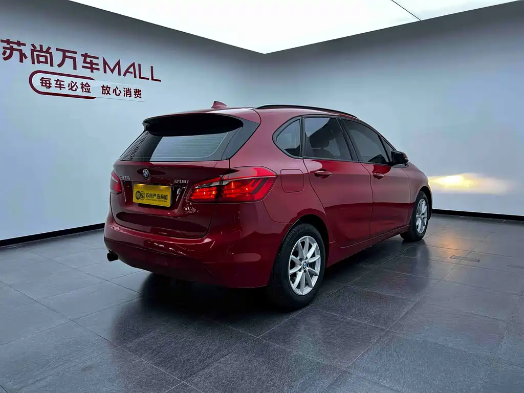 BMW 2 Series Active Tourer 2017 — фото 9