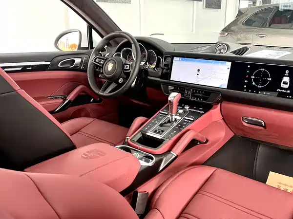 Porsche Cayenne 2011
