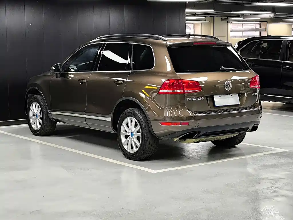 Volkswagen Touareg 2013 — фото 15