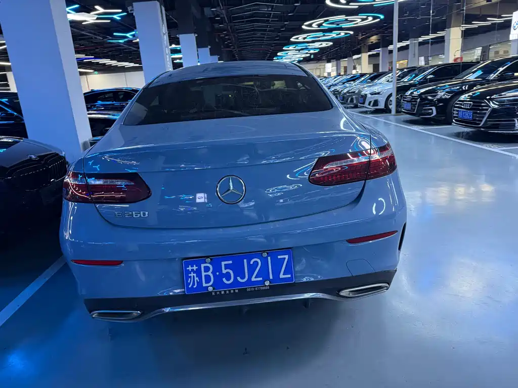 Mercedes-Benz E-Class 2022 — фото 14