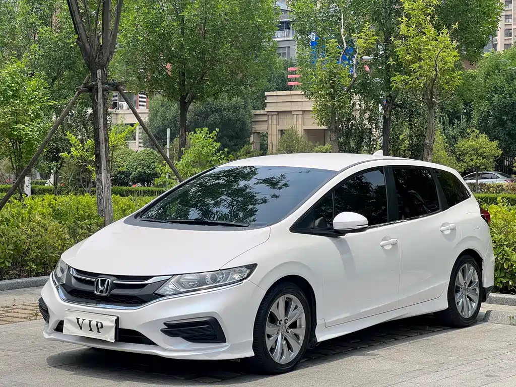 Honda Jade 2017