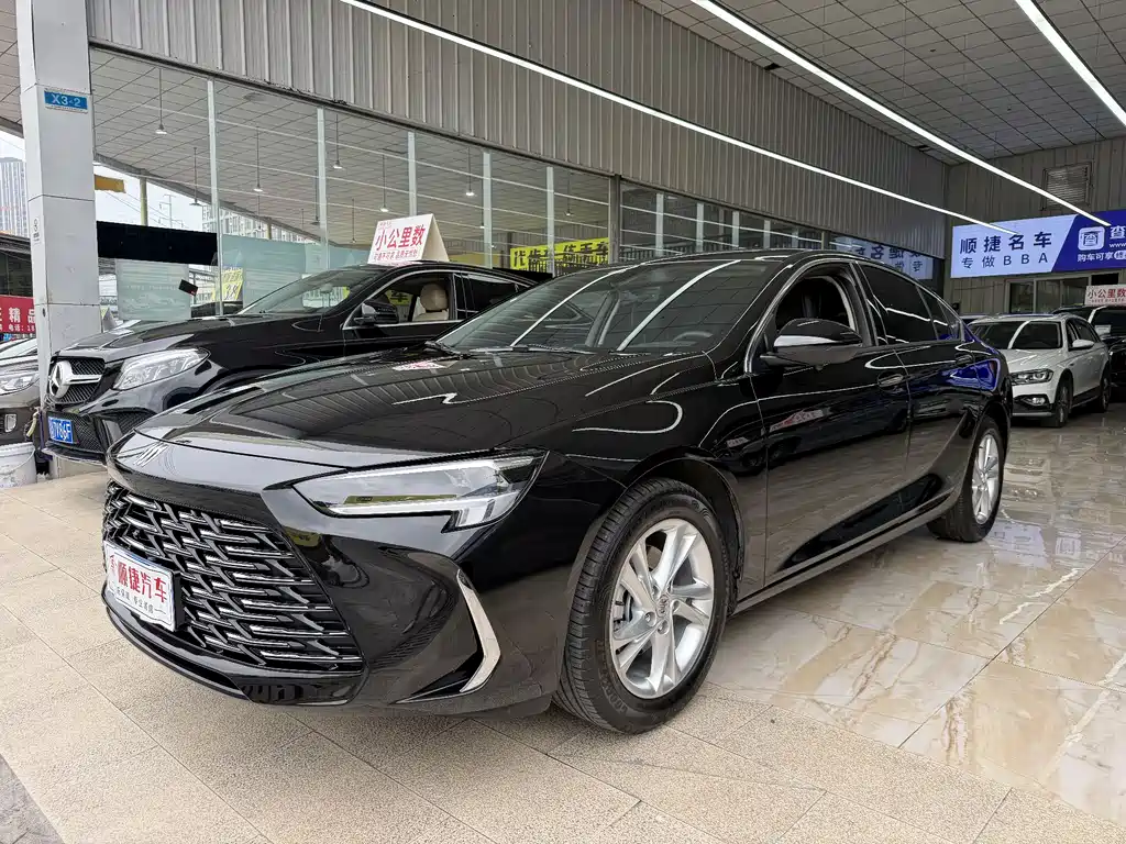 Buick Regal 2024
