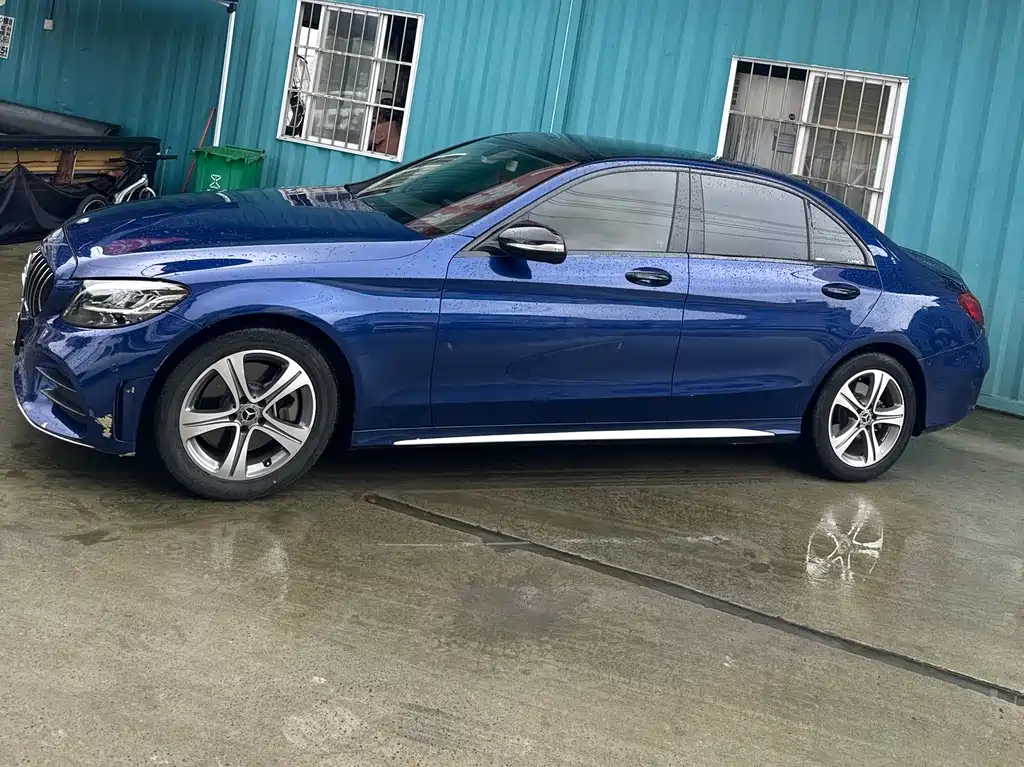 Mercedes-Benz C-Class 2019