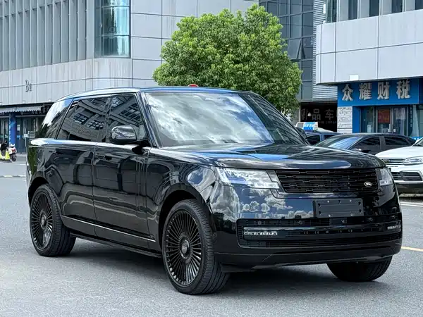 Land Rover Range Rover 2024