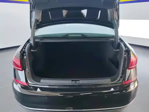 Volkswagen Passat 2025