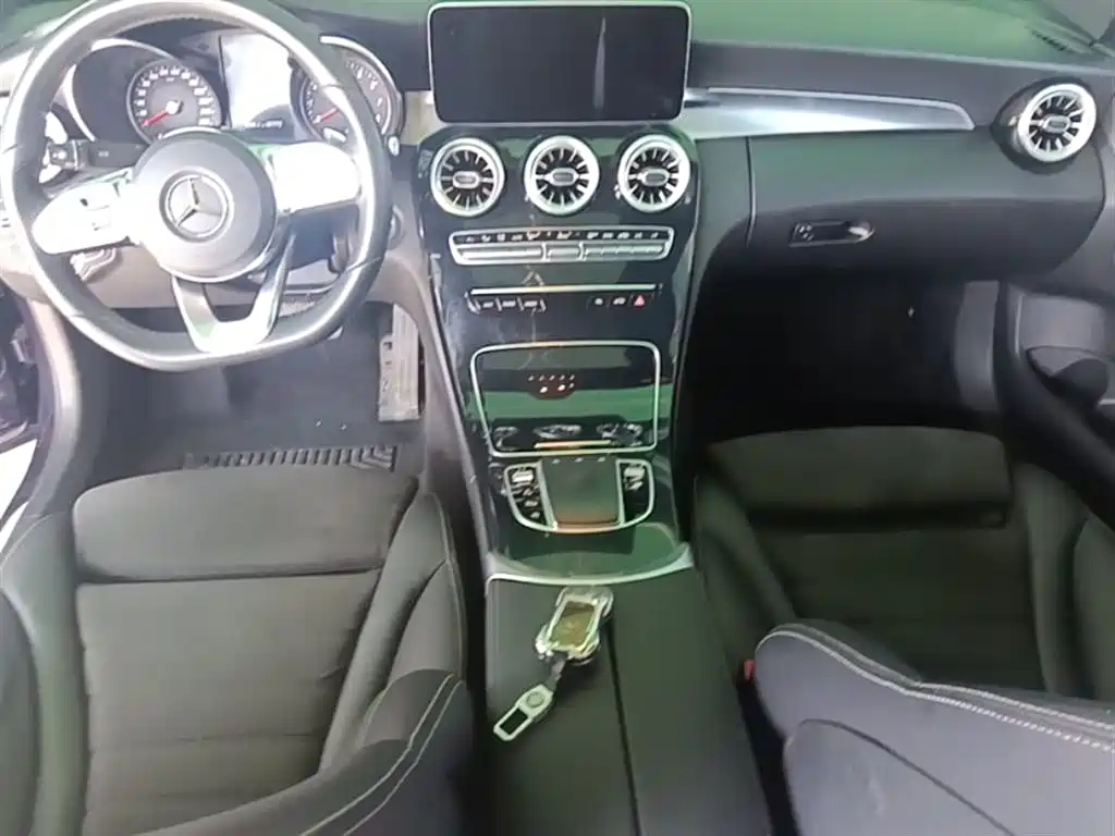 Mercedes-Benz C-Class 2019 — фото 10