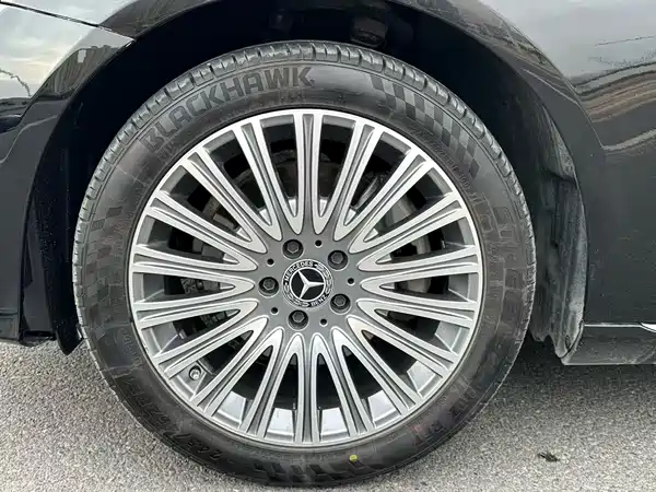 Mercedes-Benz E-Class 2022