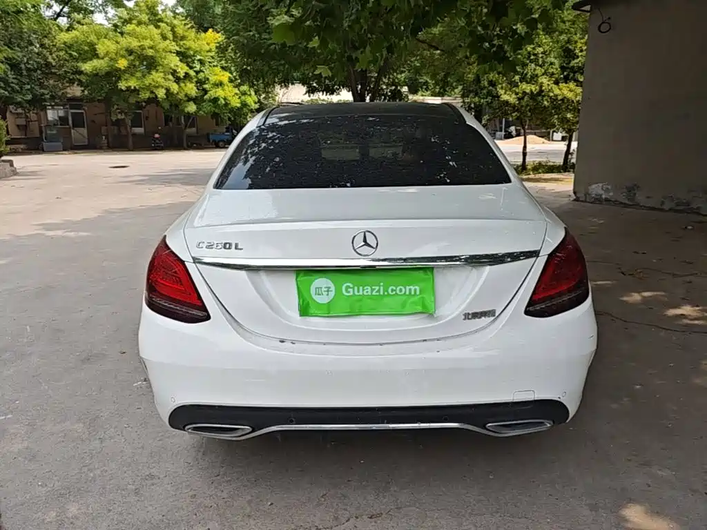 Mercedes-Benz C-Class 2021