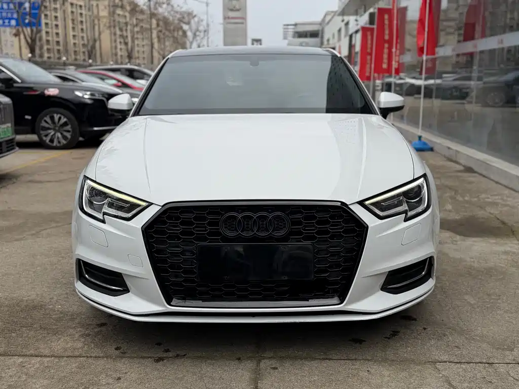 Audi A3 2021 — фото 2