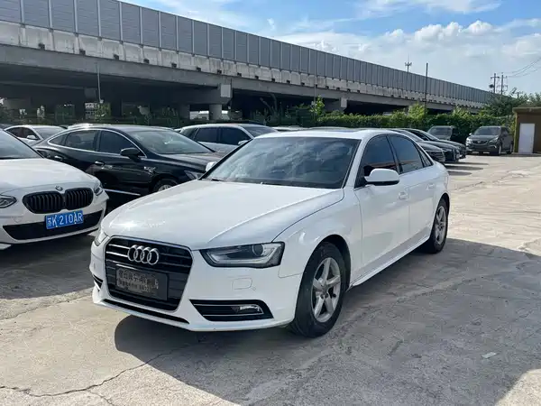 Audi A4L 2014