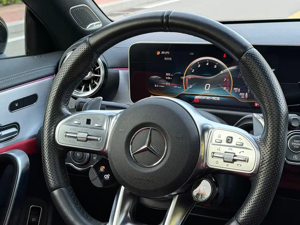 Mercedes-Benz Mercedes CLA AMG 2020 — фото 12