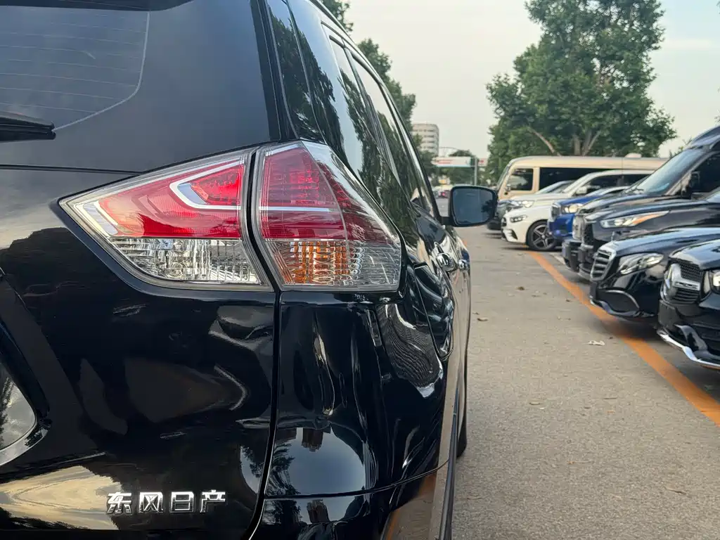 Nissan X-Trail 2015 — фото 15