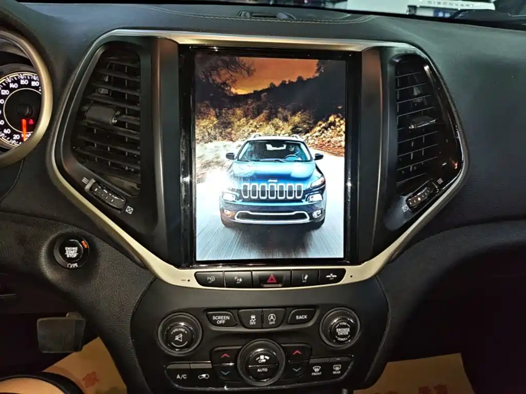 Jeep Cherokee 2018 — фото 9