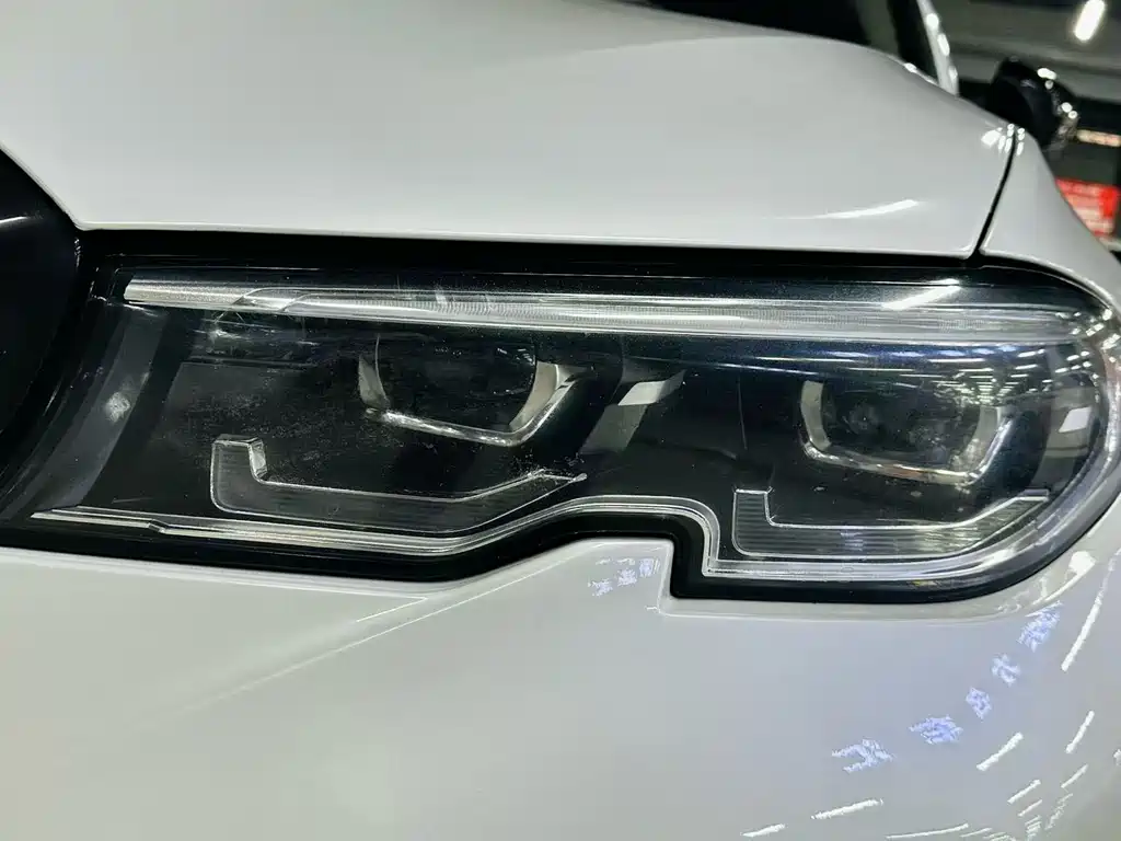 BMW 3 Series 2021