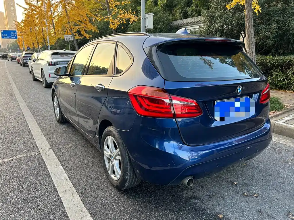 BMW 2 Series Active Tourer 2018 — фото 6