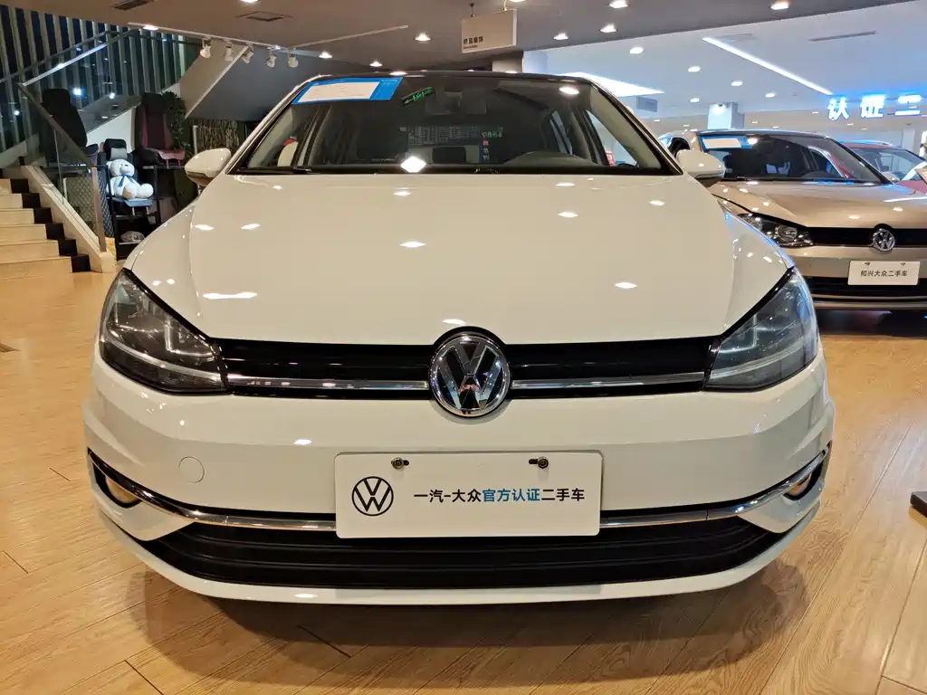 Volkswagen Golf 2020