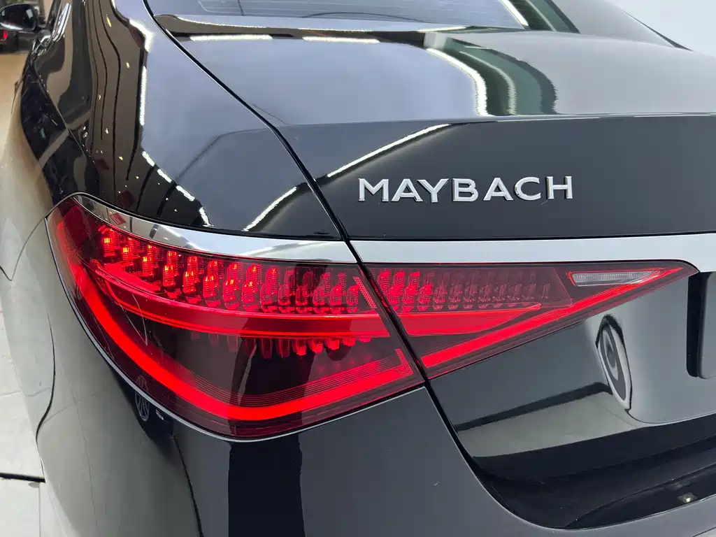 Mercedes-Benz Maybach S-Class 2022 — фото 8