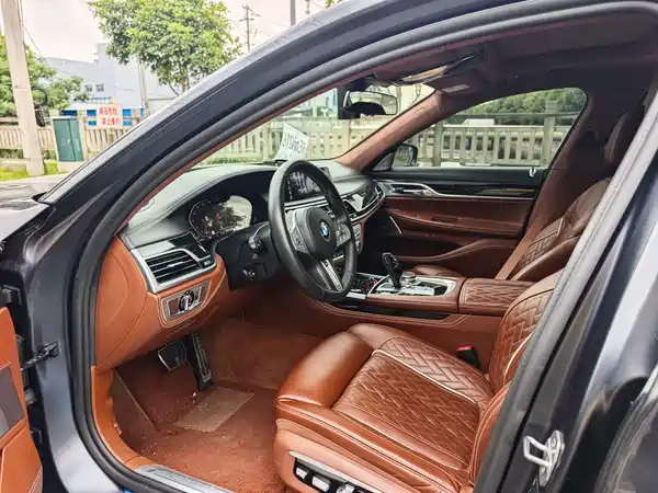 BMW 7 Series 2019