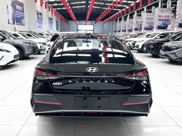 Hyundai Elantra 2026