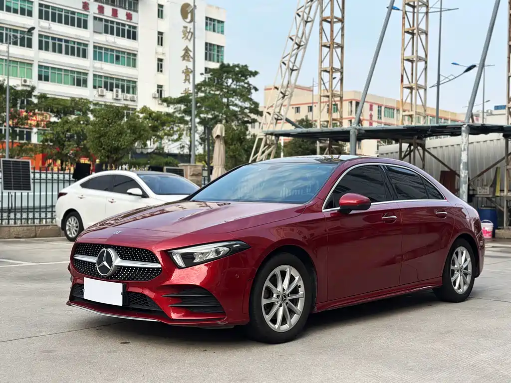 Mercedes-Benz A-Class 2019 — фото 1