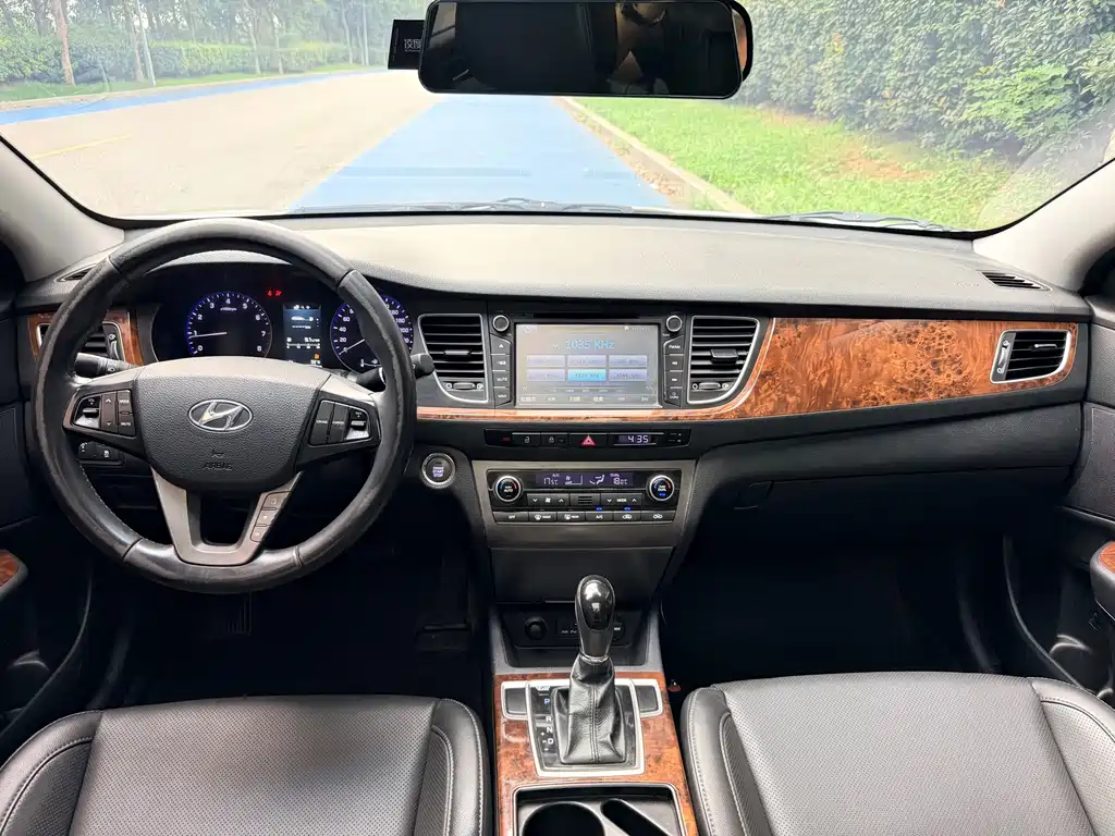 Hyundai Mistra 2014 — фото 11