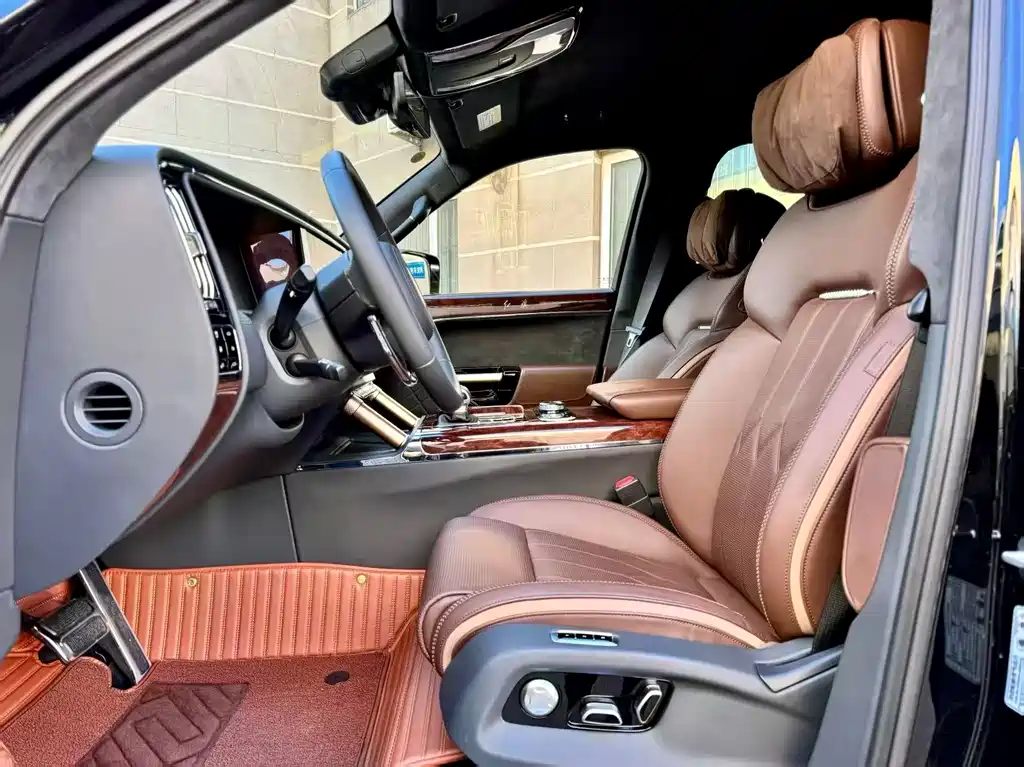 Hongqi Golden Sunflower Guoyao 2022 — фото 4