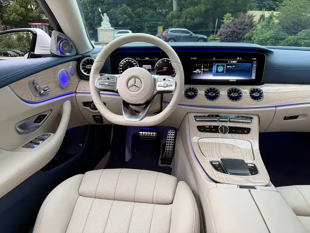 Mercedes-Benz E-Class 2020 — фото 11