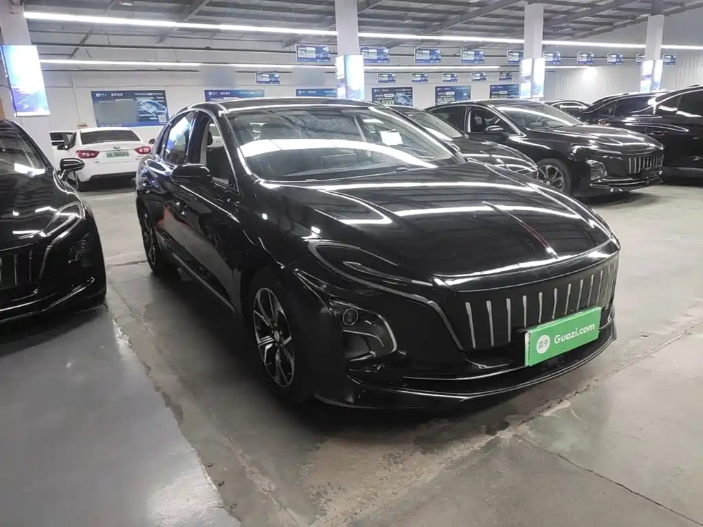 Hongqi E-QM5 2023 — фото 4