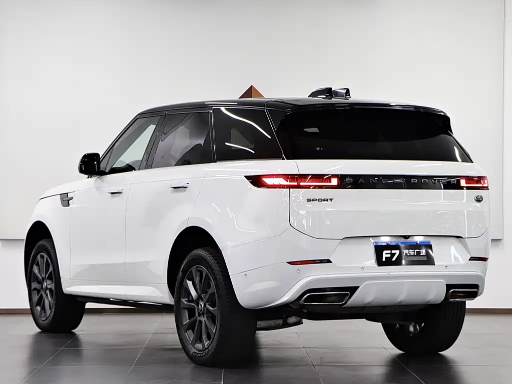 Land Rover Sport 2024