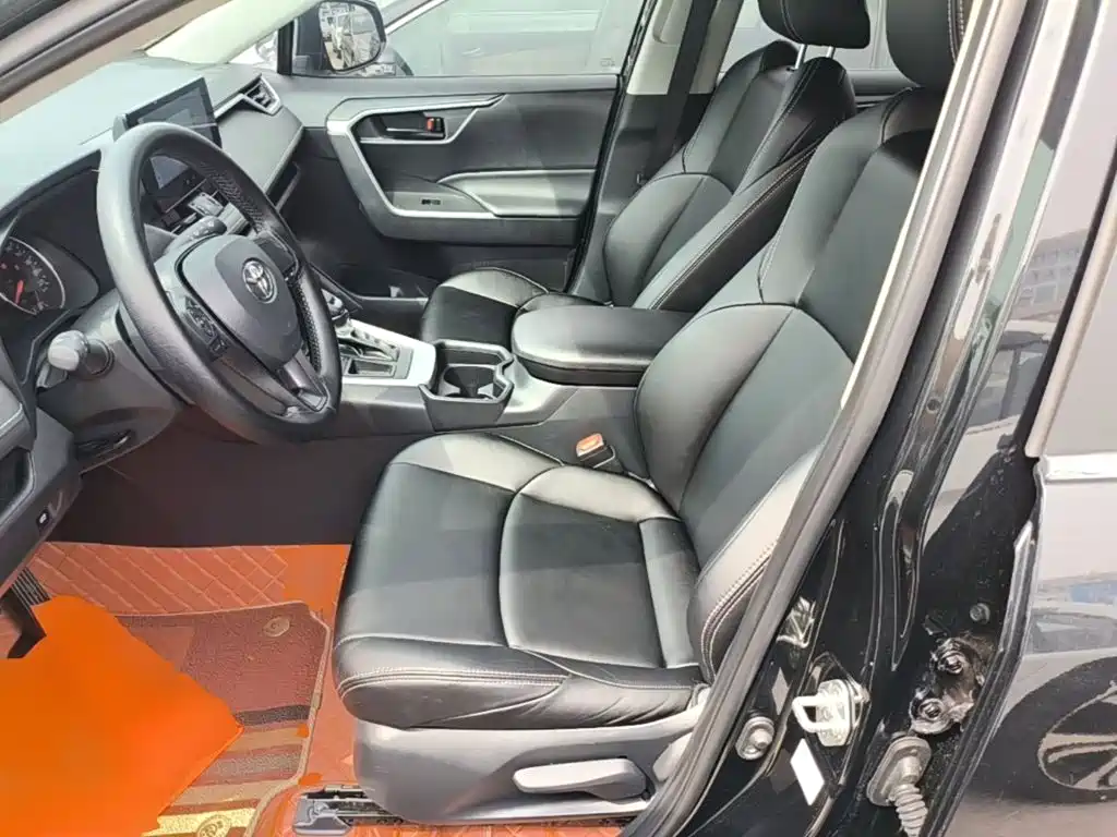 Toyota Wildlander 2023 — фото 12