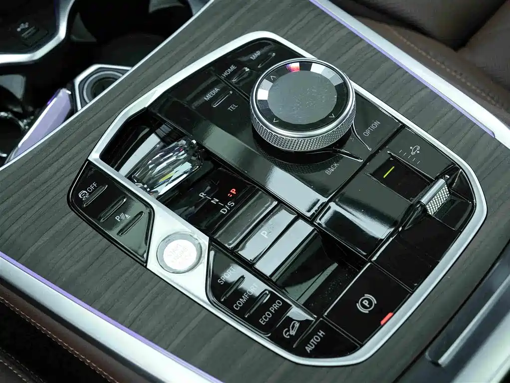 BMW X7 2023 — фото 10