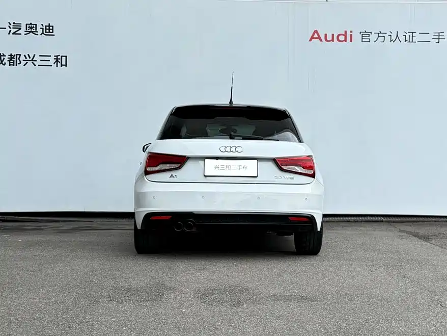 Audi A1 2018 — фото 5