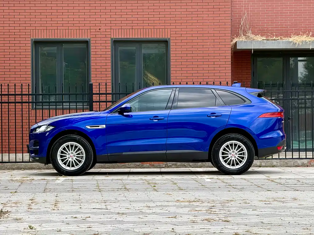 Jaguar F-PACE 2018 — фото 4