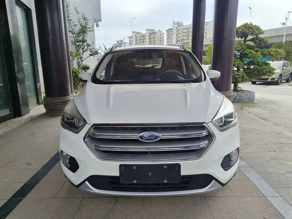 Ford Kuga 2016 — фото 3