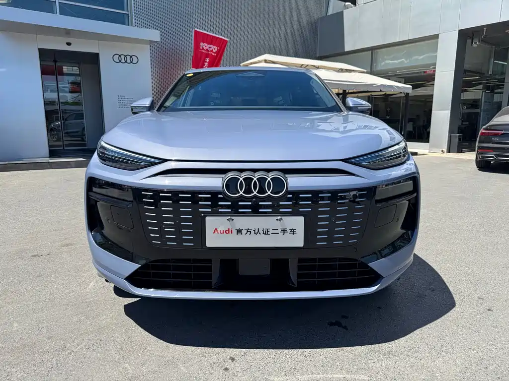 Audi Q6L e-tron 2026 — фото 2