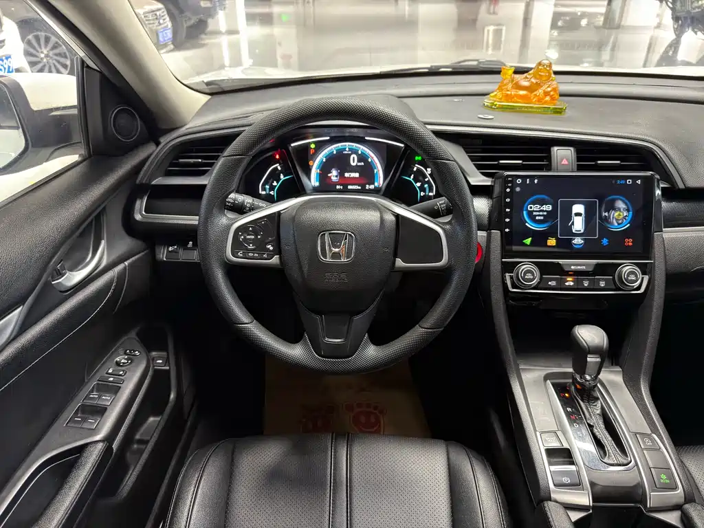 Honda Civic 2020 — фото 9