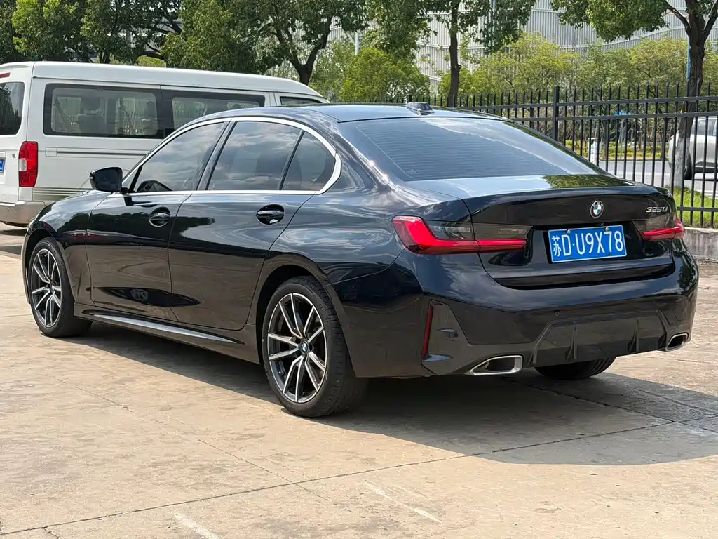 BMW 3 Series 2023