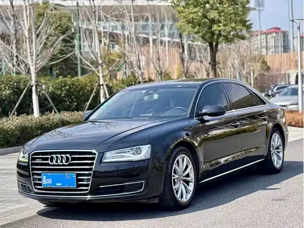 Audi A8 2014