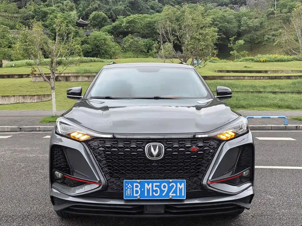 Changan CS75 PLUS 2021 — фото 2