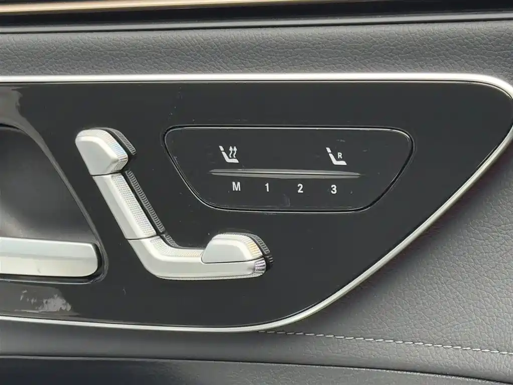 Mercedes-Benz EQE 2024 — фото 16
