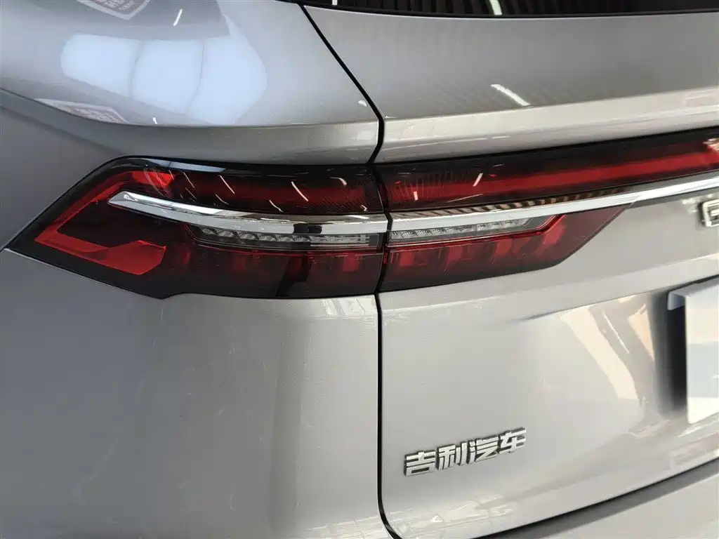 Geely Xingyue L 2024 — фото 10