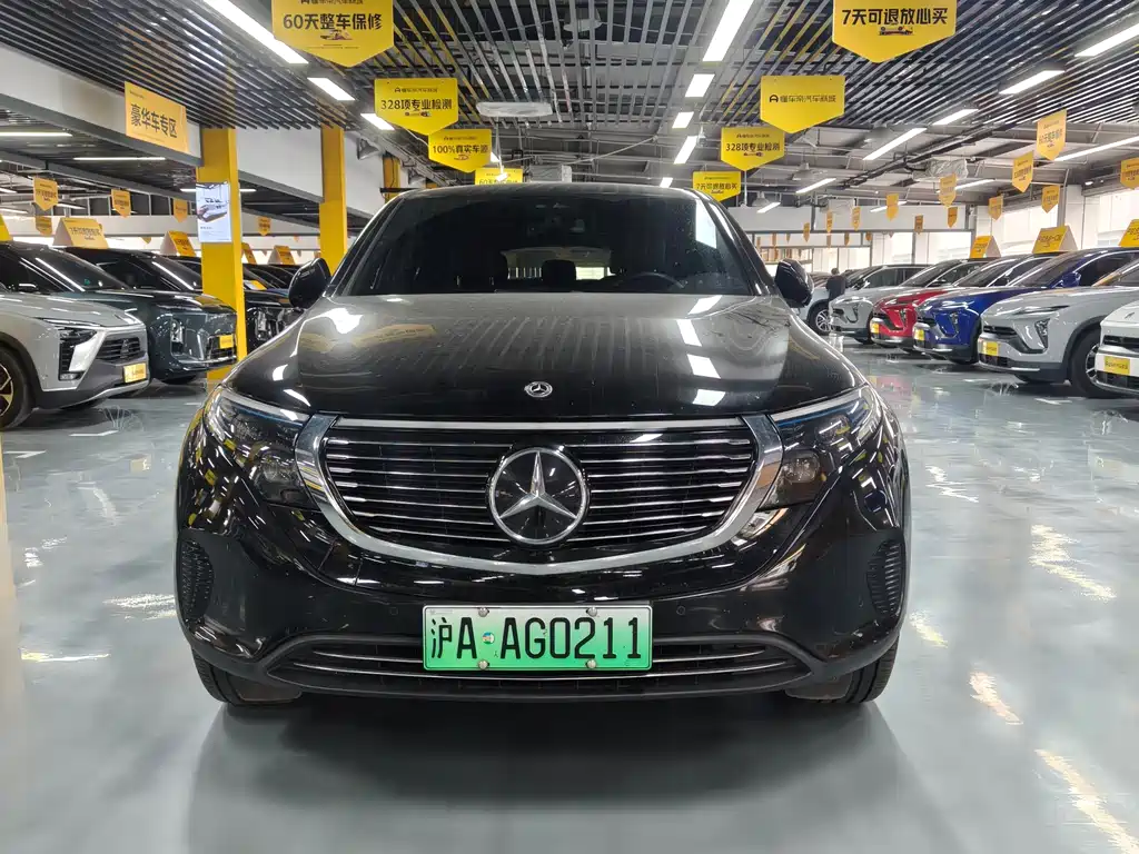 Mercedes-Benz EQC 2022 — фото 2