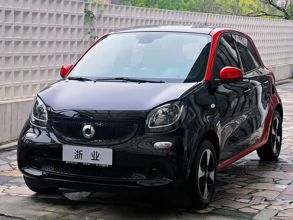 smart Forfour 2018 — фото 1
