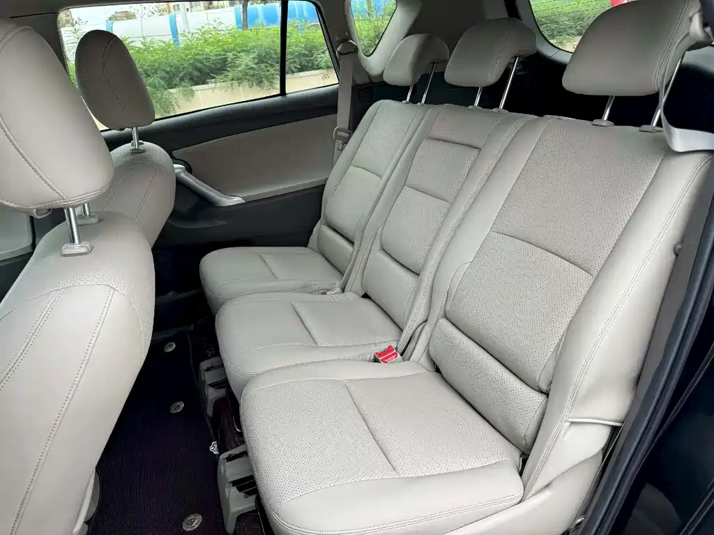 Toyota Verso 2013